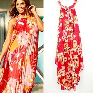 Avenue sleeveless trapeze dress